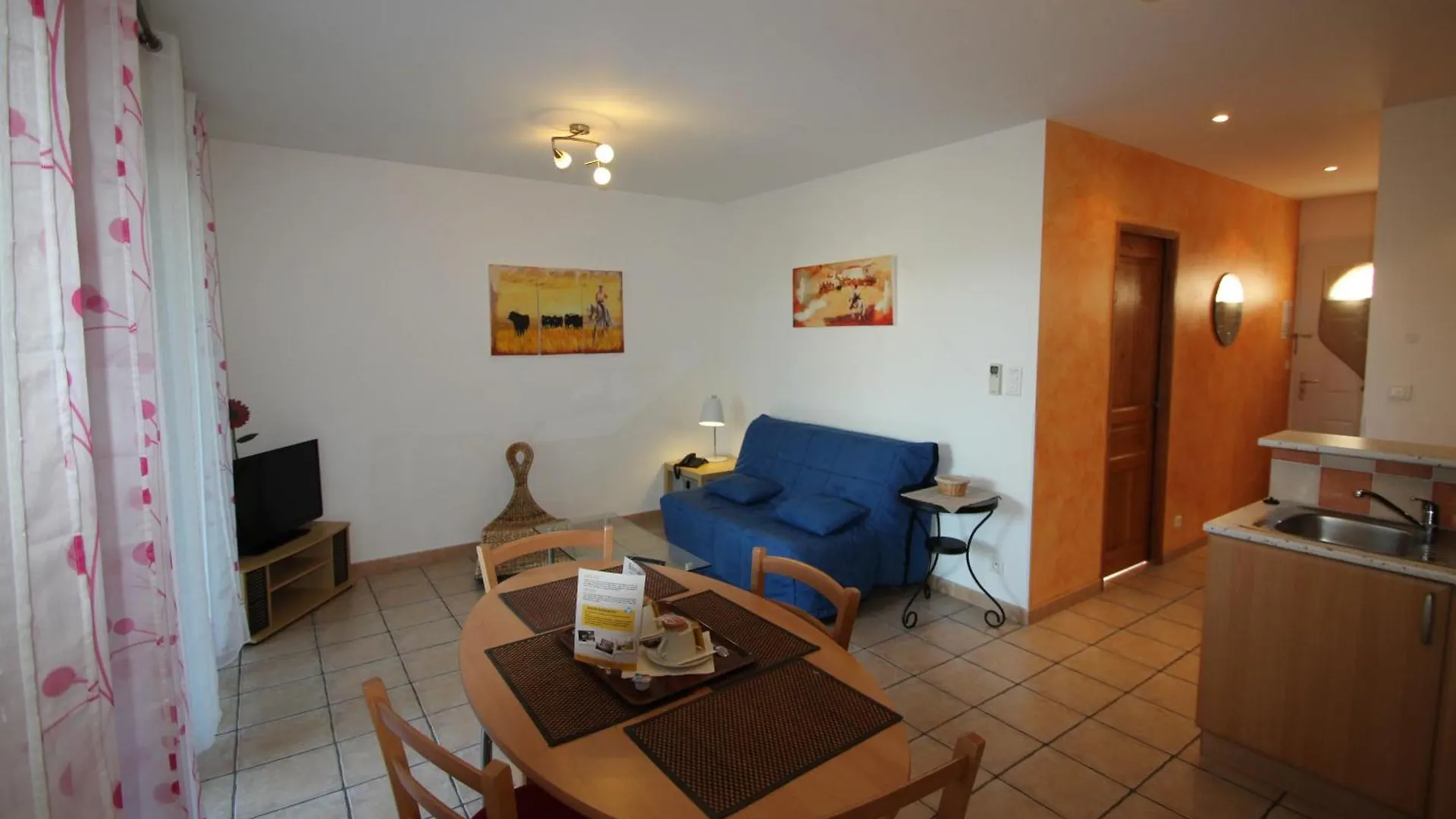 Hotel Et Residence De La Transhumance Saint-Martin-de-Crau