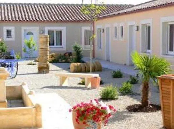 Hotel Et Residence De La Transhumance Saint-Martin-de-Crau